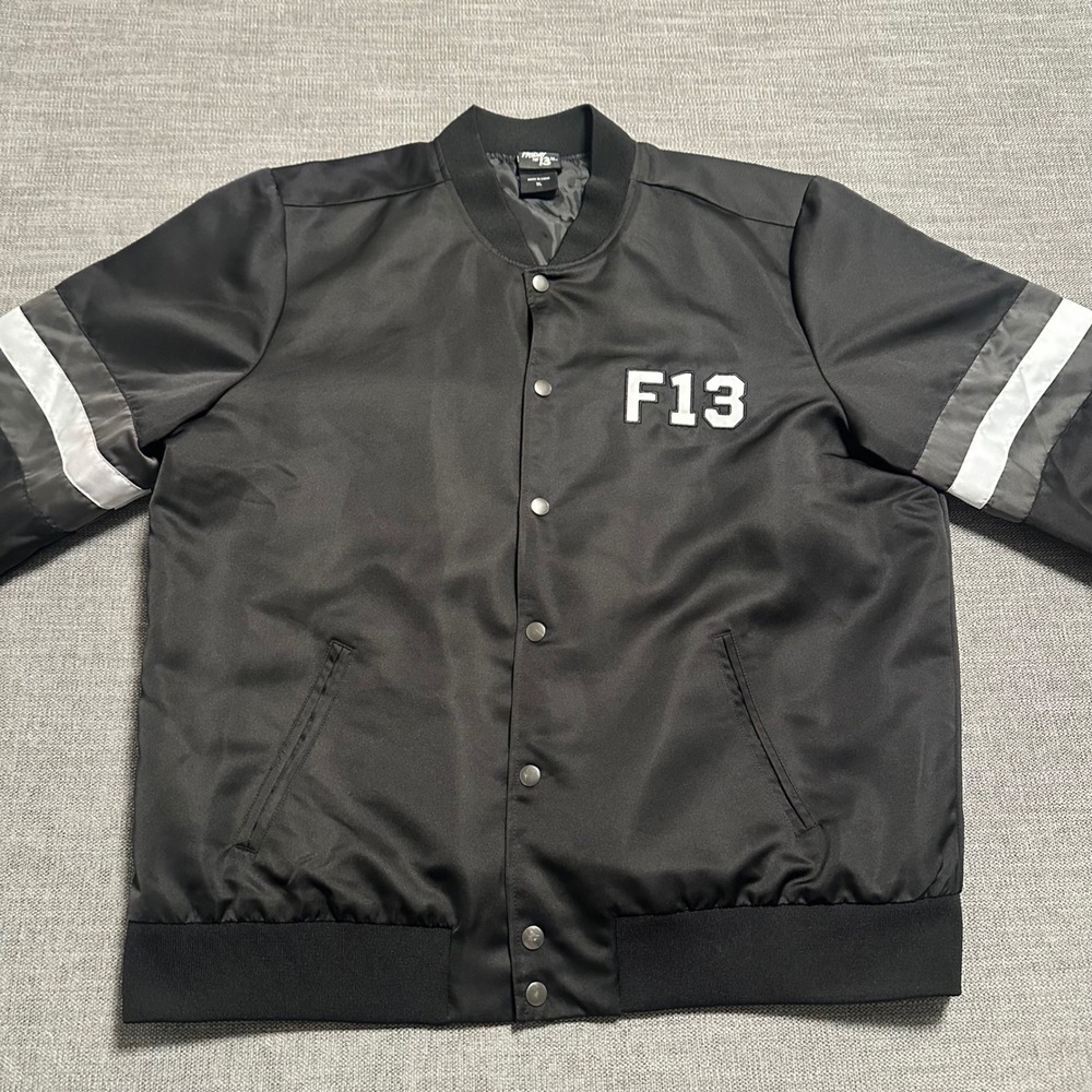 Friday the 13th Jason Voorhees Bomber Jacket Mens XL Black F13 Satin